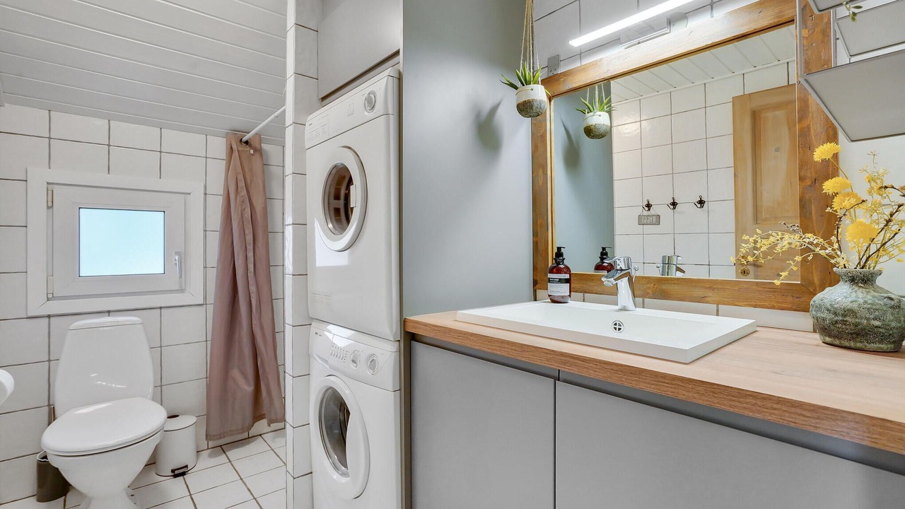Photo of Bathroom in Jegum