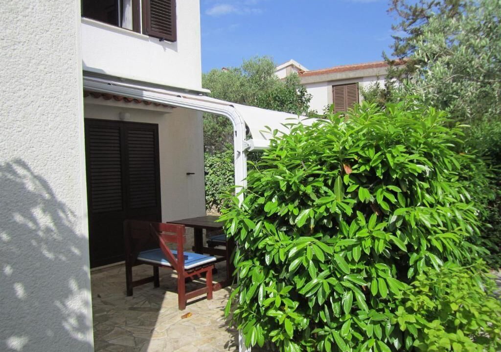 Photo of Outdoor in Cove Murtar
