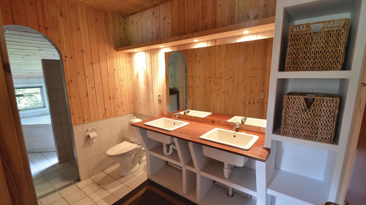 Photo of Bathroom in Trend