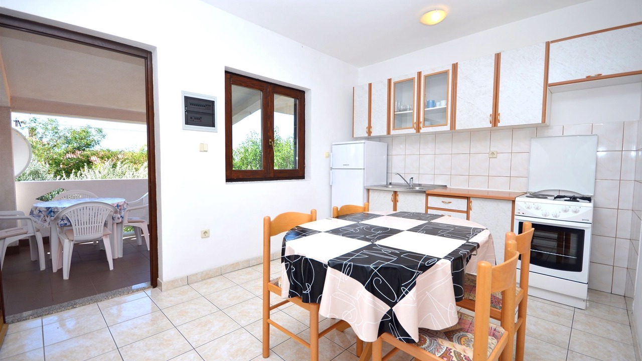 Photo of Kitchen in Povljana