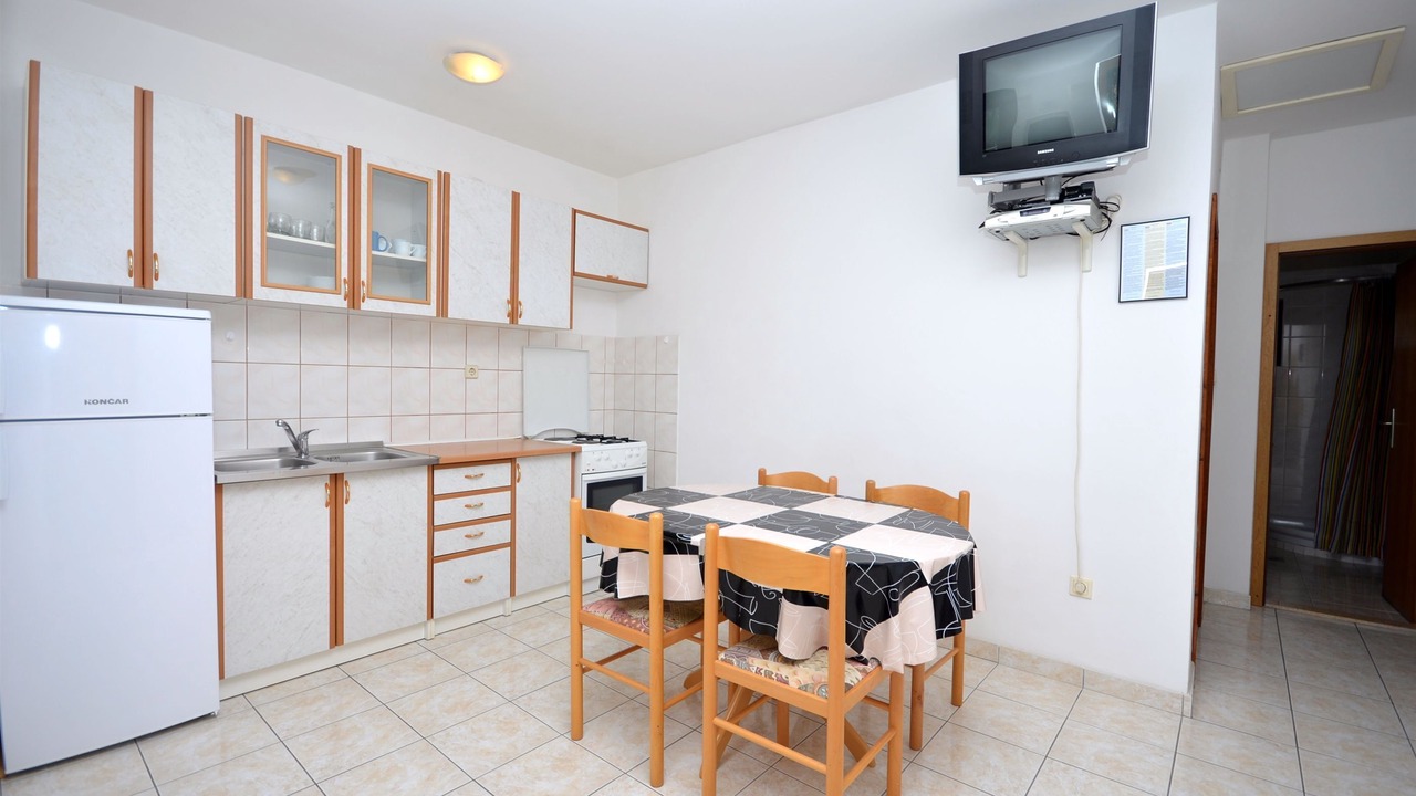 Photo of Kitchen in Povljana