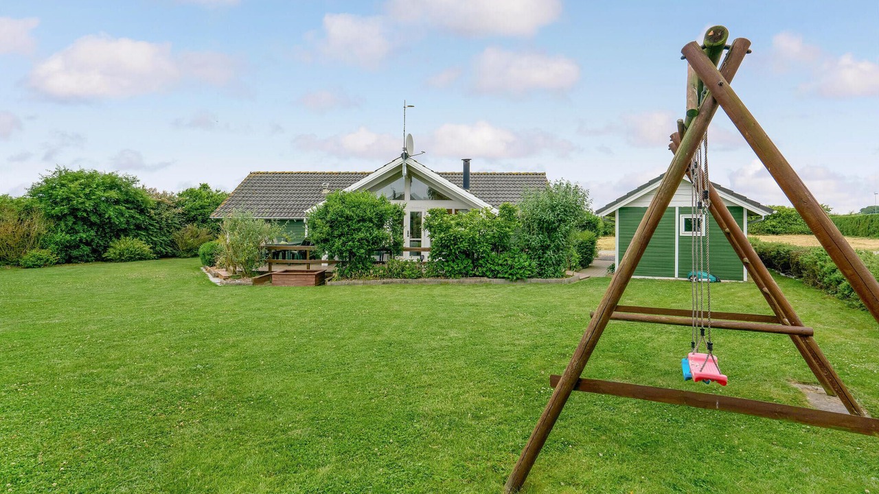 Photo of Others in Næs