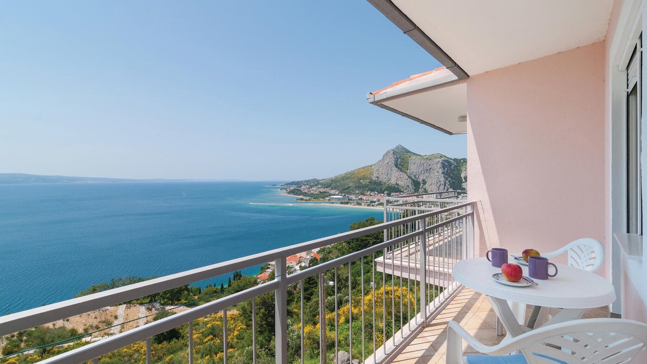 Photo of Others in Omis