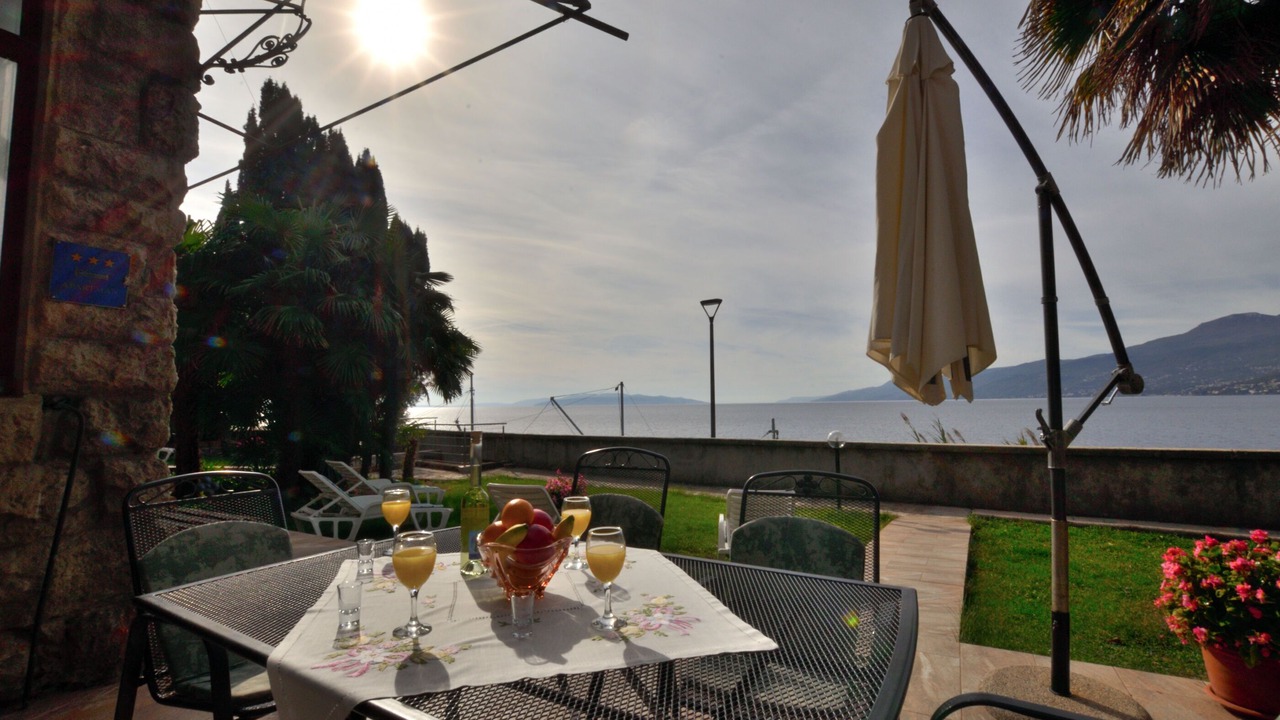 Photo of Outdoor in Rubesi