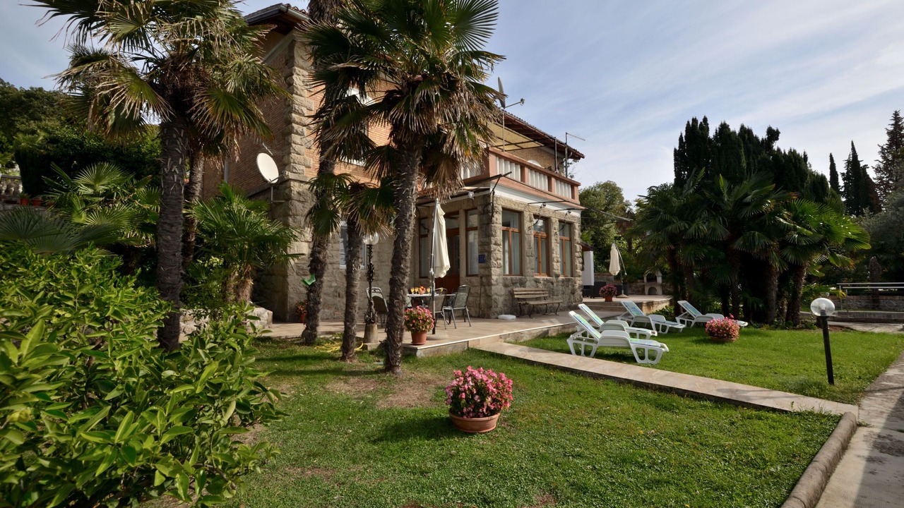 Photo of Patio Balcony in Rubesi