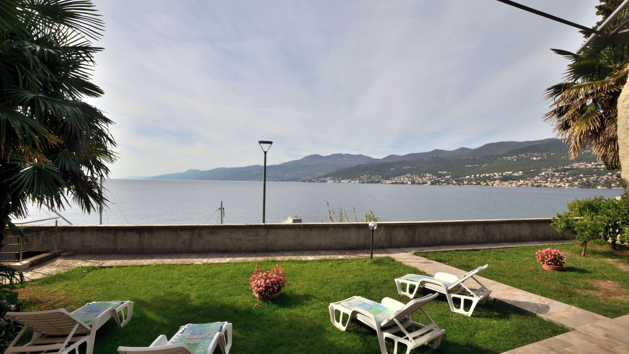 Photo of Patio Balcony in Rubesi