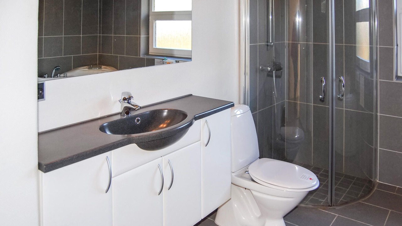Photo of Bathroom in Skaven Strand
