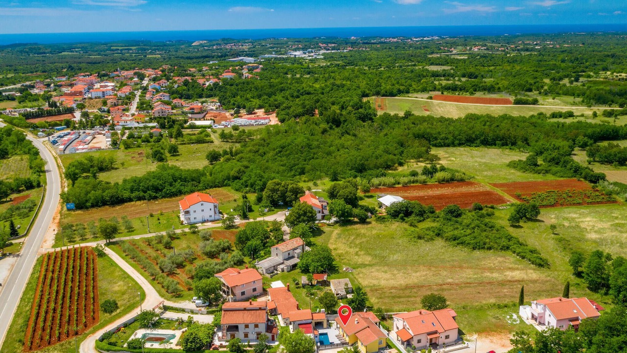 Photo of Outdoor in Zbandaj