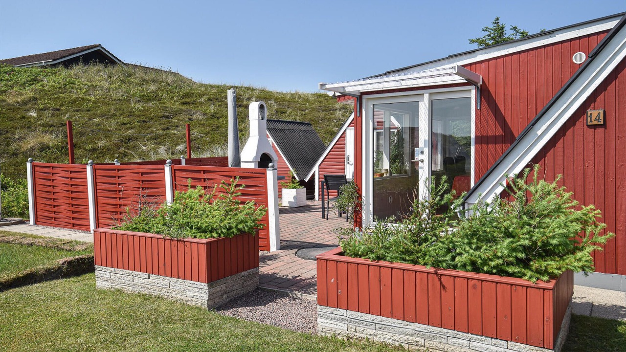 Photo of Others in Houvig Strand