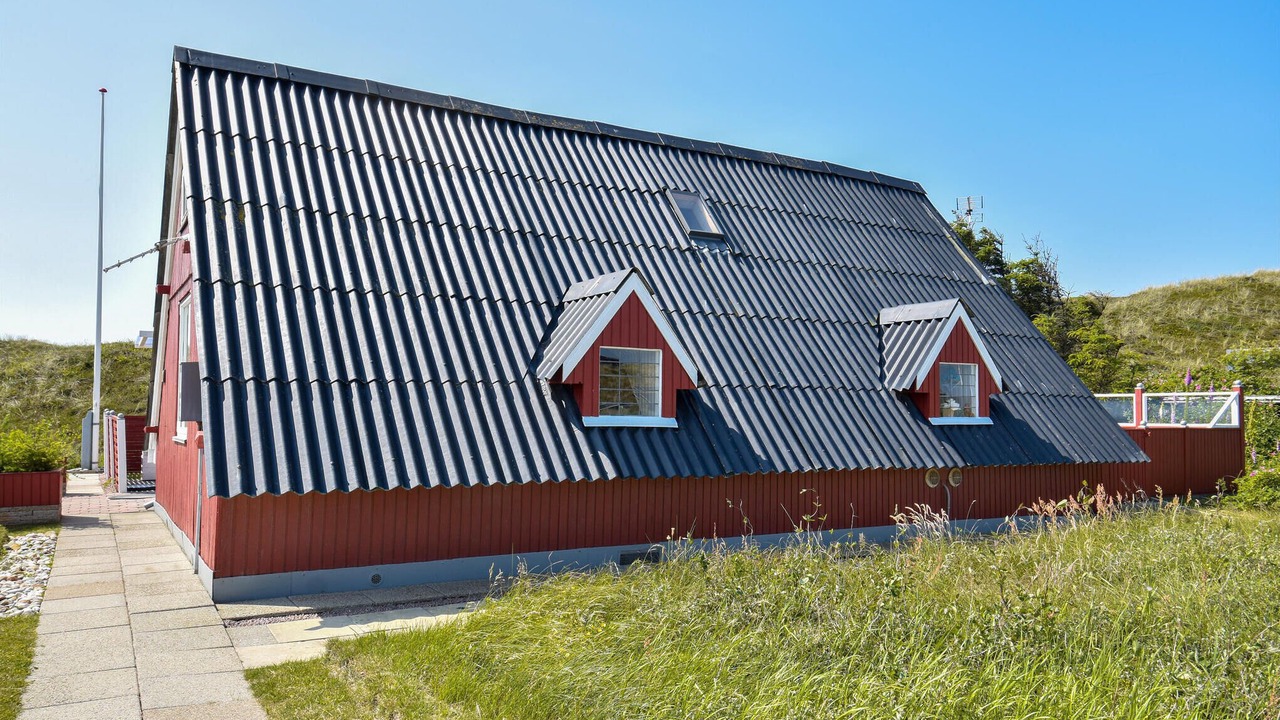 Photo of Others in Houvig Strand