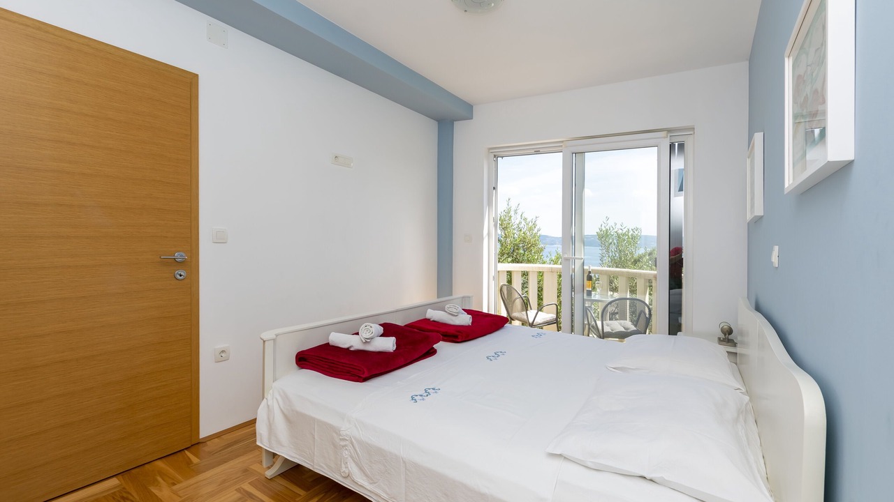 Photo of Bedroom in Mimice