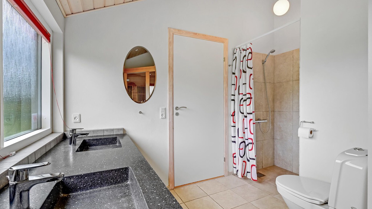 Photo of Bathroom in Krejbjerg