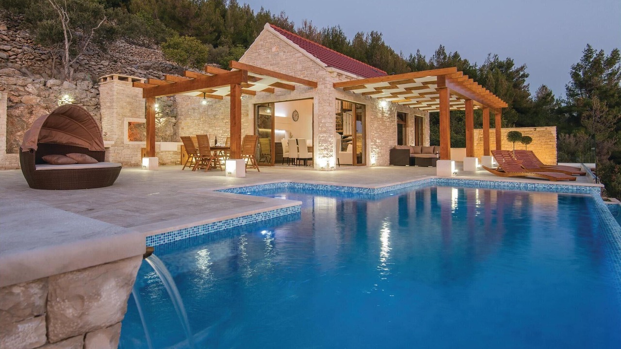 Photo of Outdoor in Blato