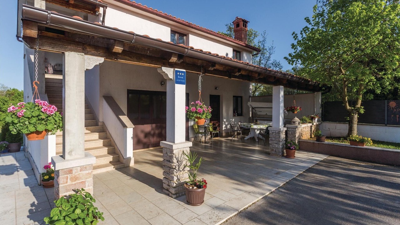 Photo of Outdoor in Katun Lindarski