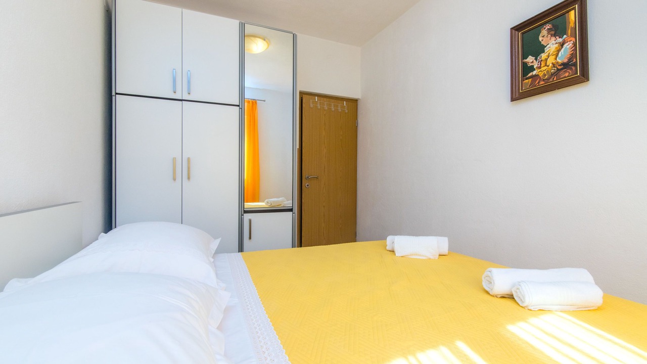 Photo of Bedroom in Mirce