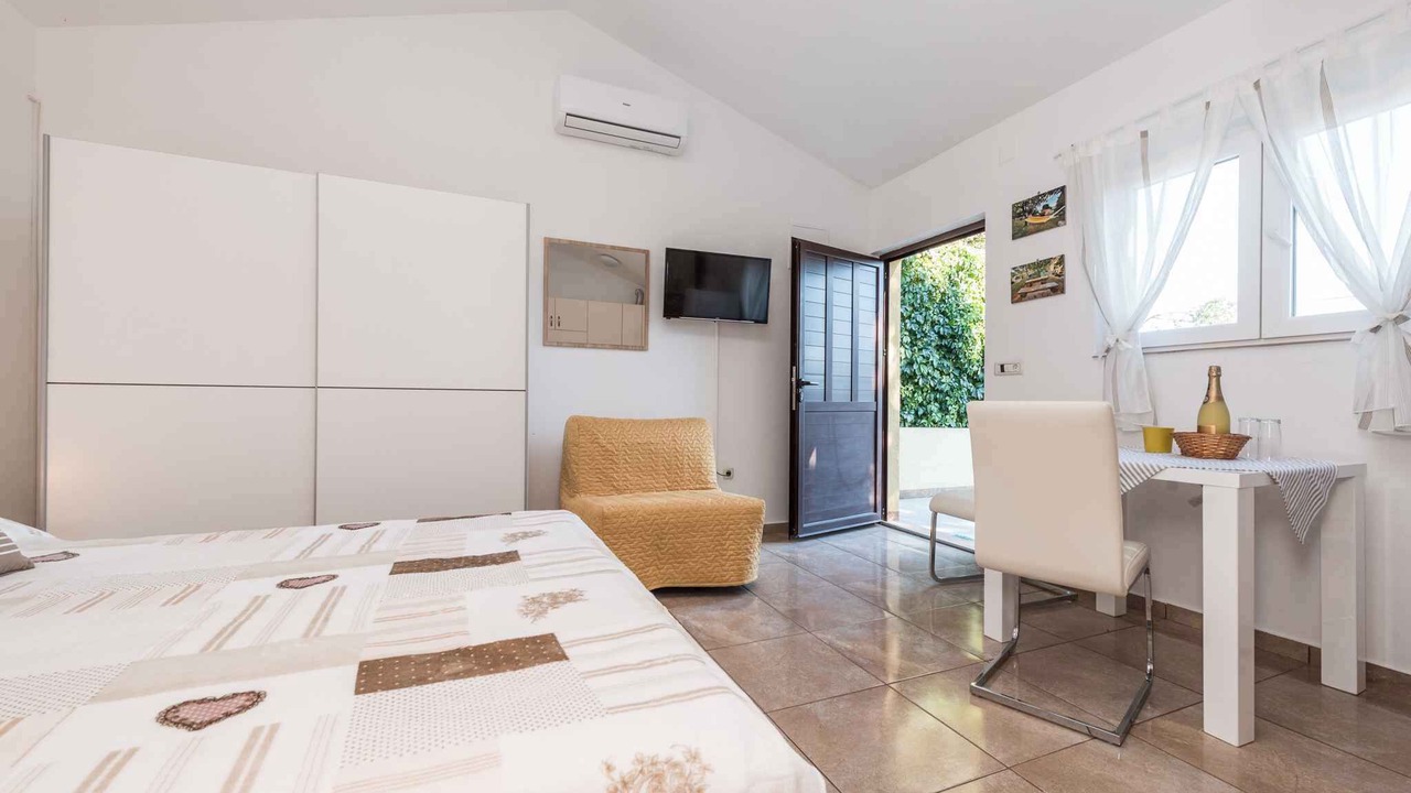 Photo of Bedroom in Seline