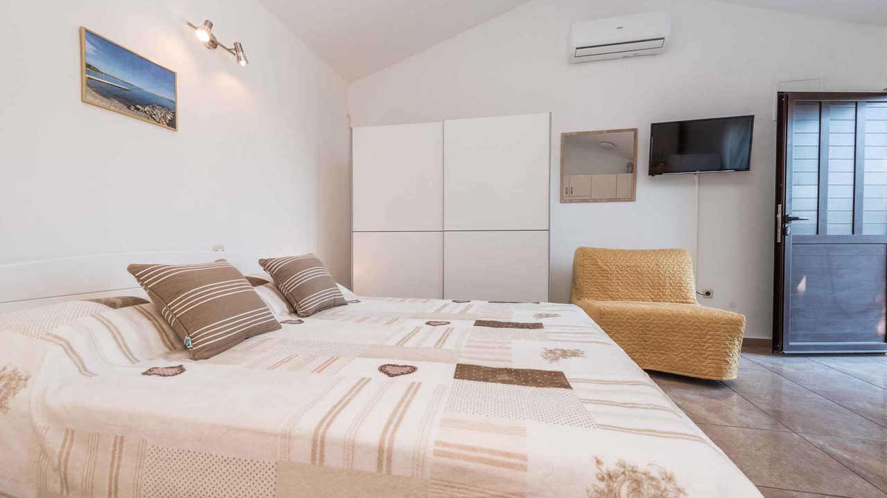 Photo of Bedroom in Seline