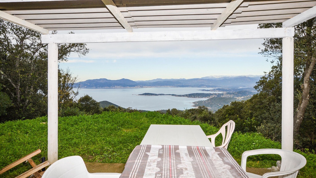 Photo of Others in Coti-Chiavari