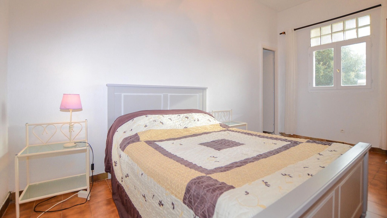 Photo of Others in Coti-Chiavari