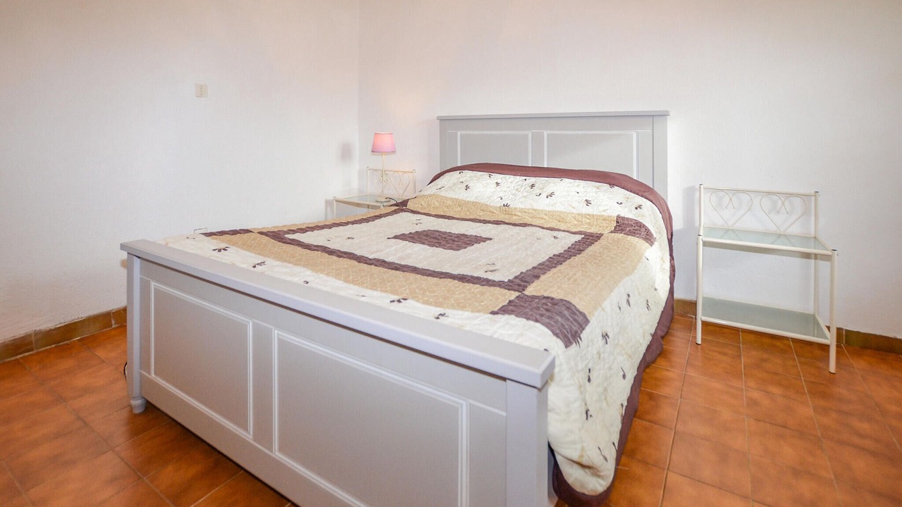 Photo of Others in Coti-Chiavari