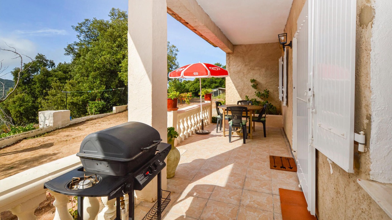 Photo of Others in Coti-Chiavari