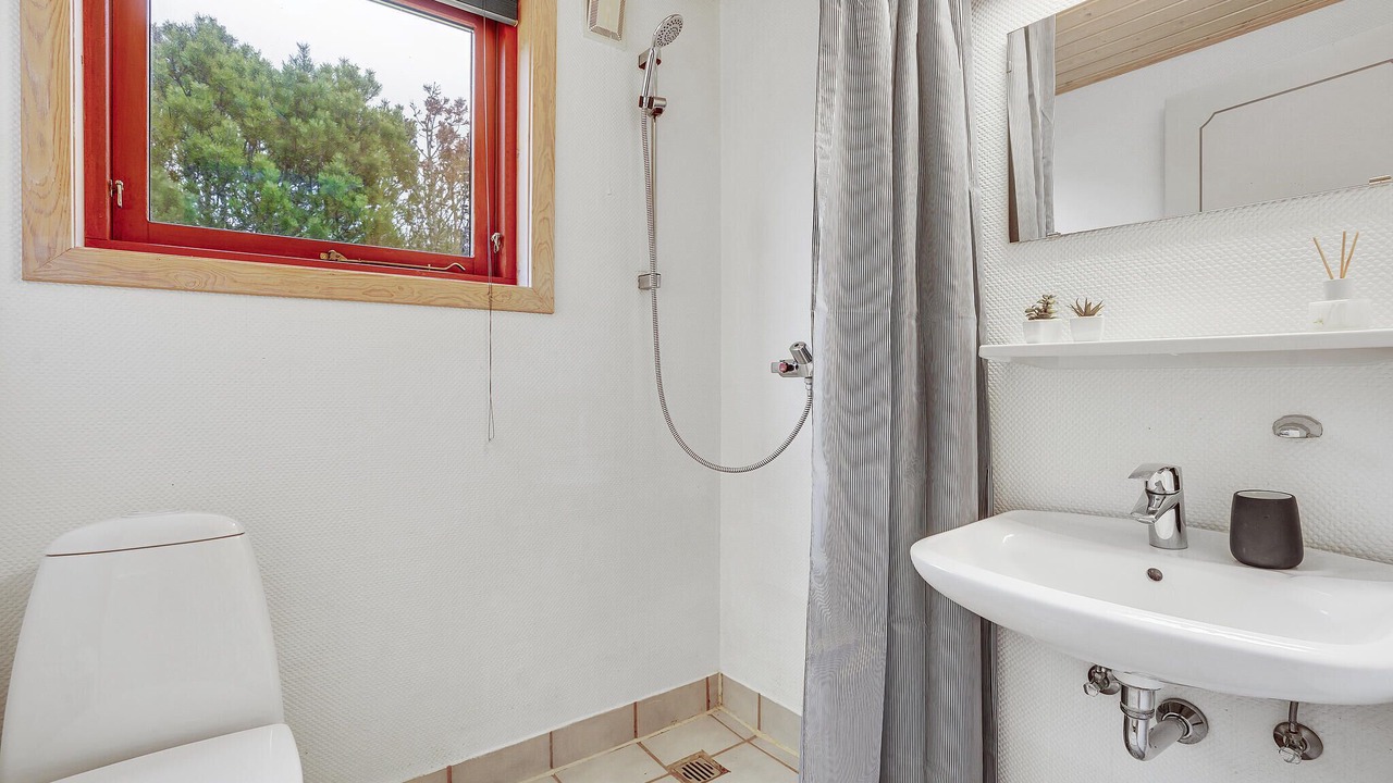 Photo of Bathroom in Stenbjerg