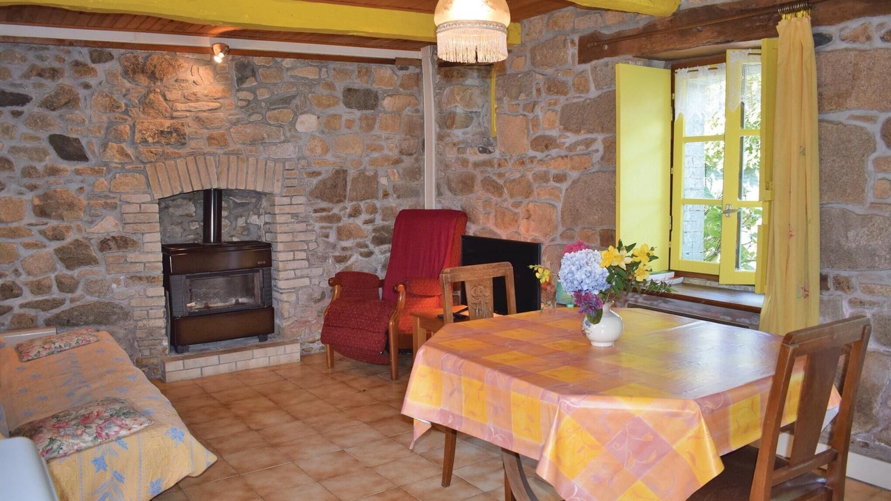 Photo of Bedroom in Pleubian