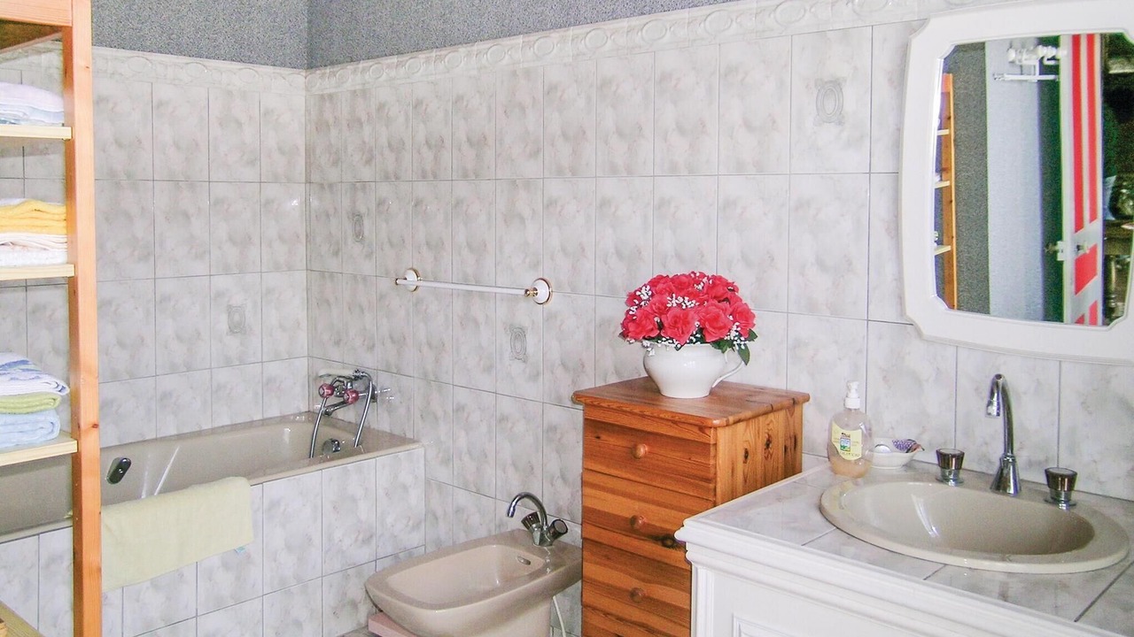 Photo of Bathroom in Santec