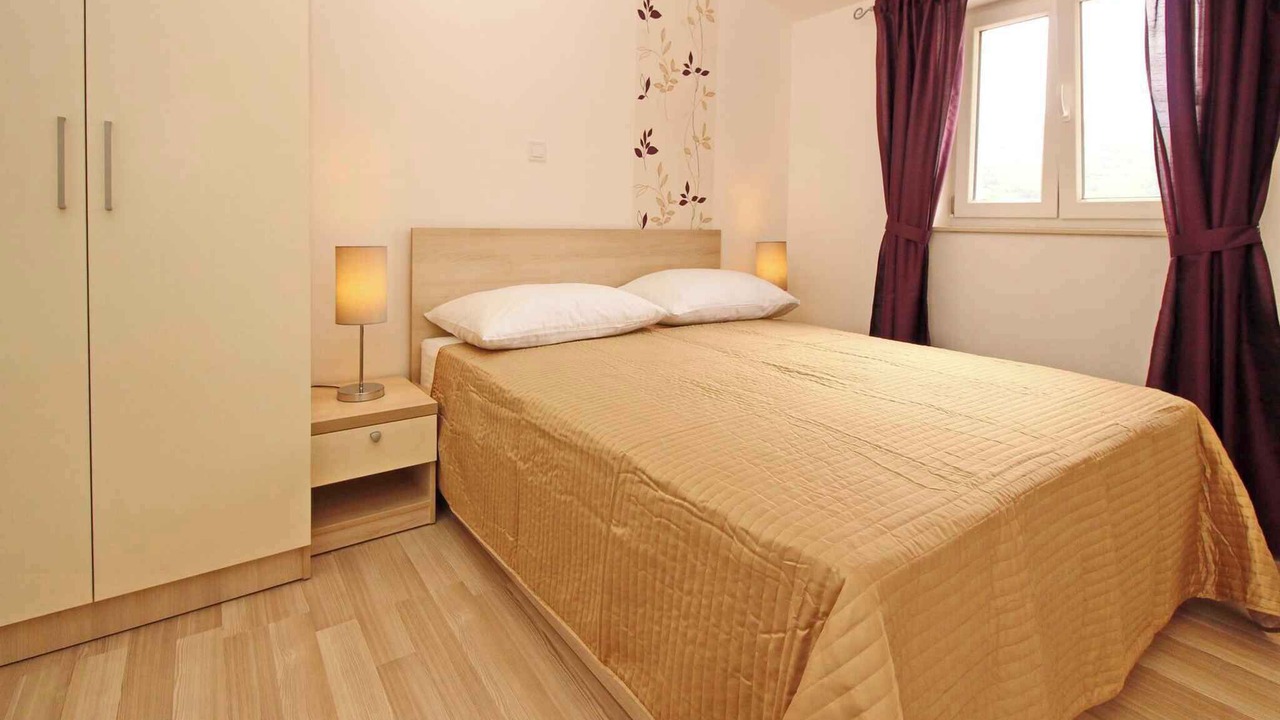 Photo of Bedroom in Baska