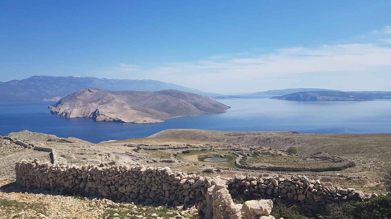 Photo of Others in Baska
