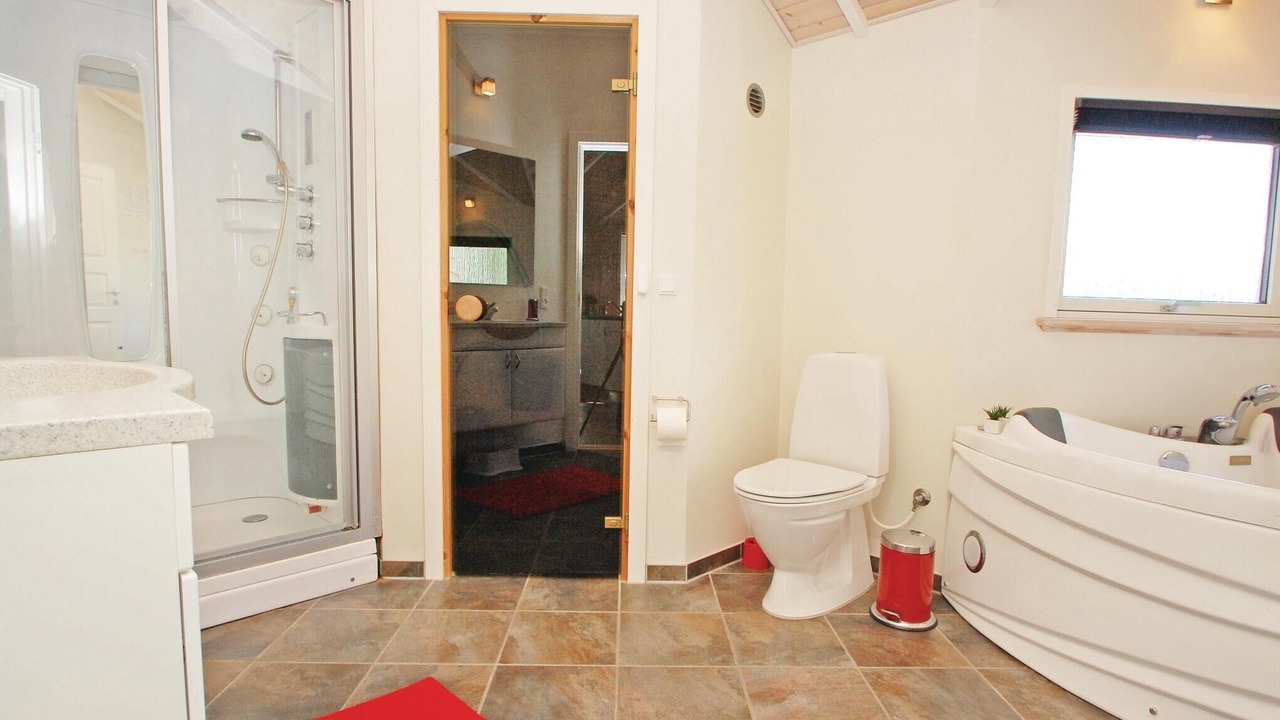 Photo of Bathroom in Aabenraa