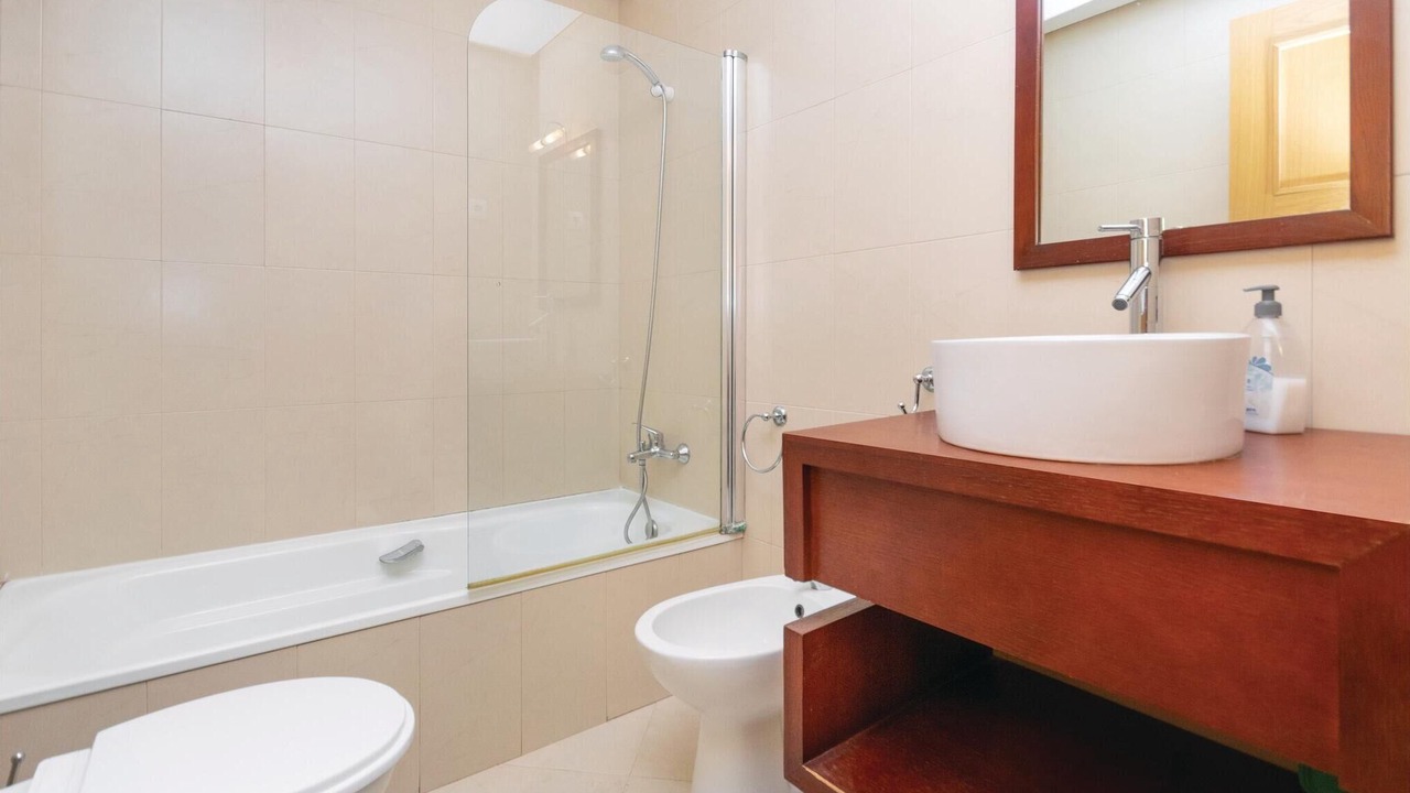 Photo of Bathroom in Roldan