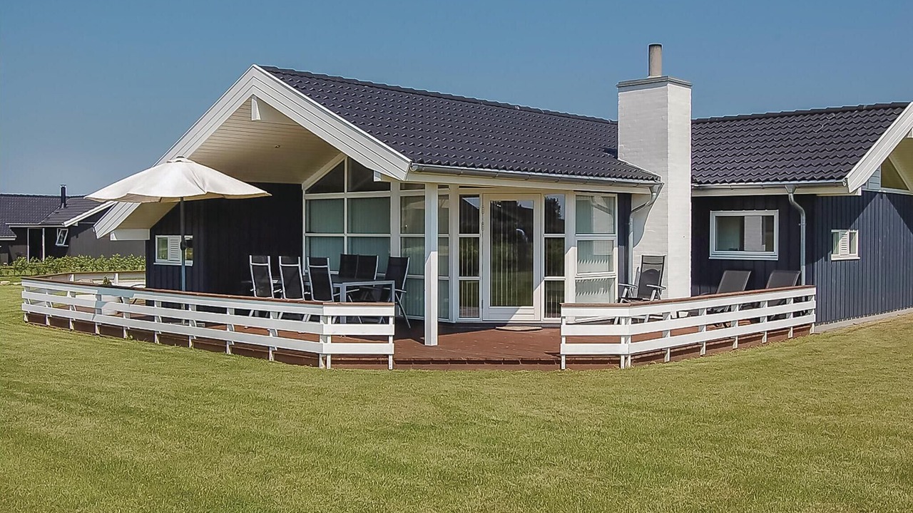 Photo of Outdoor in Flovt Strand