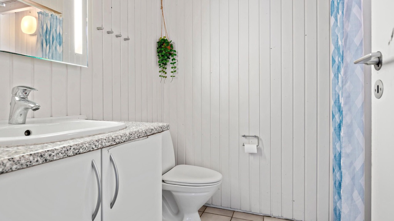 Photo of Bathroom in Lonstrup
