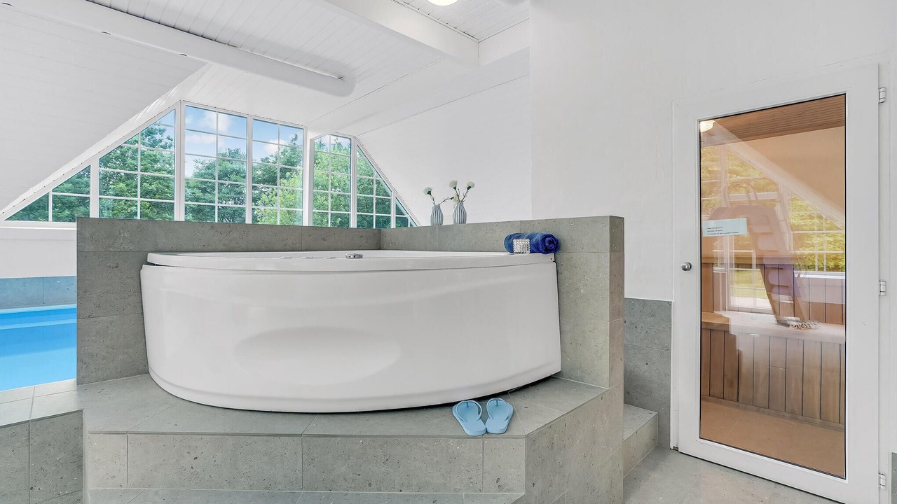 Photo of Others in Øhuse