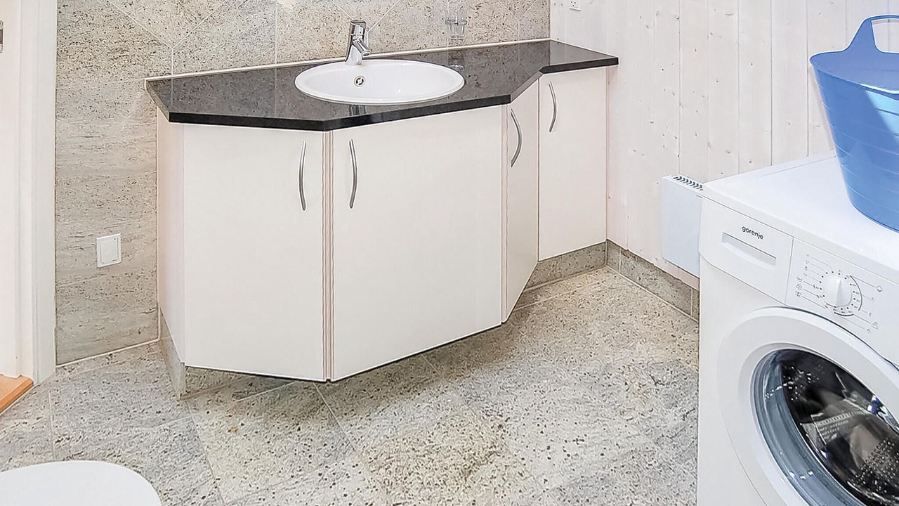 Photo of Bathroom in Flovt Strand