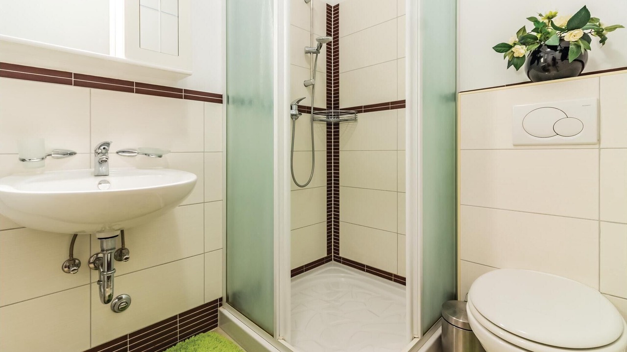 Photo of Bathroom in Peroj
