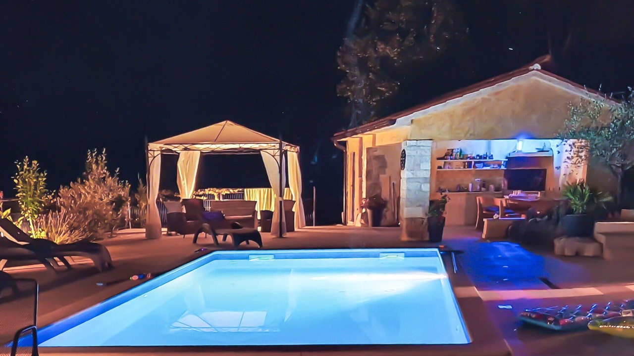 Photo of Outdoor in Pican