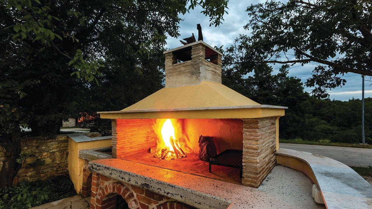 Photo of Others in Tinjan