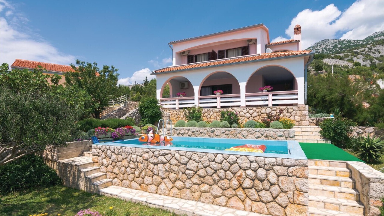 Photo of Outdoor in Baric Draga