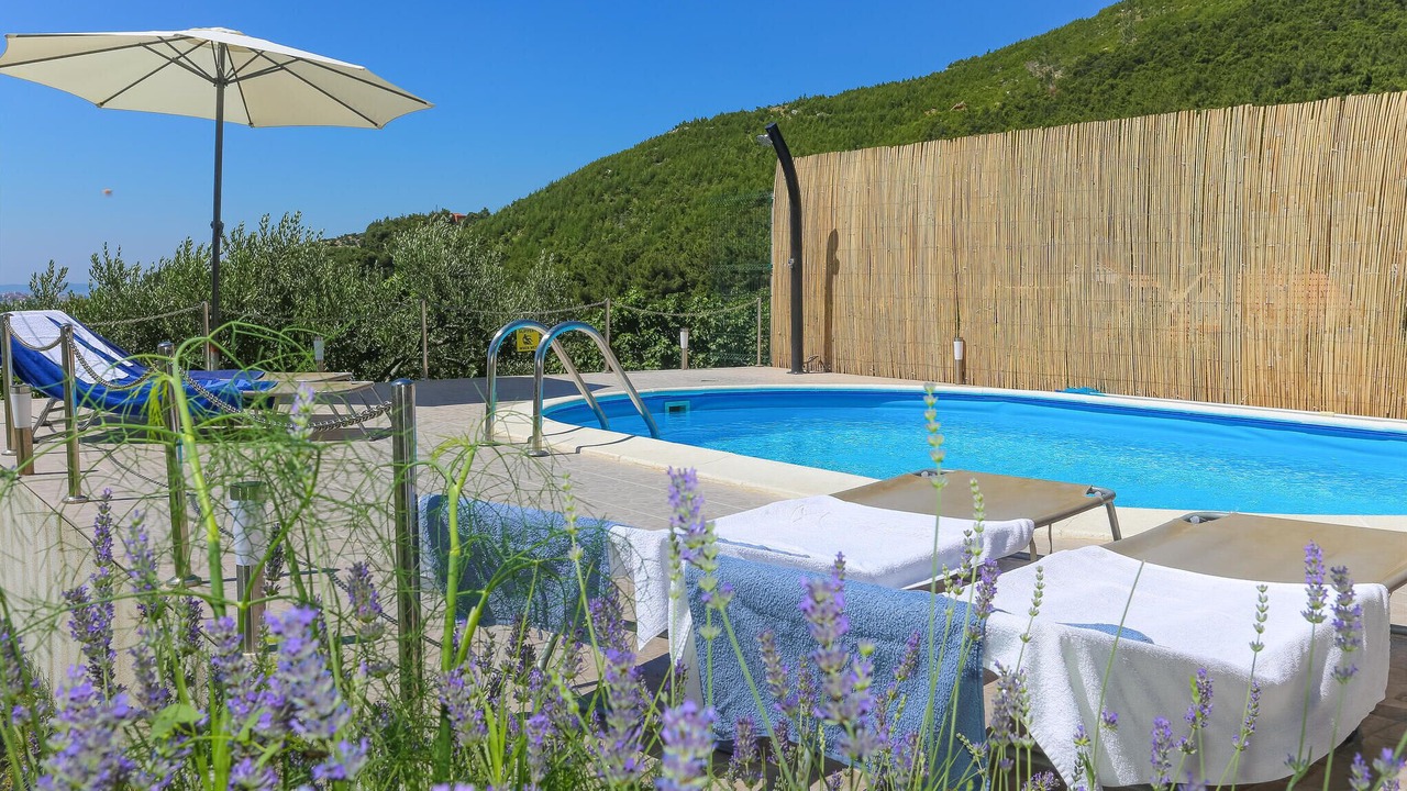 Photo of Outdoor in Solin