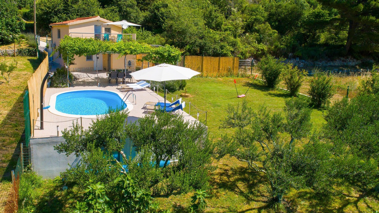 Photo of Outdoor in Solin