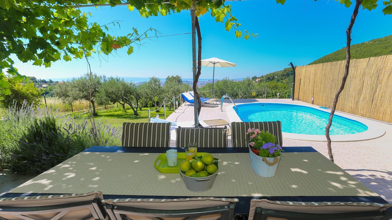 Photo of Outdoor in Solin