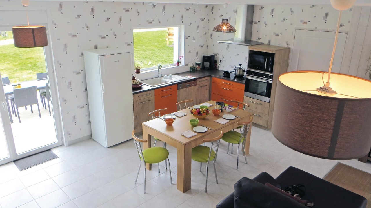Photo of Bedroom in Brain-sur-Allonnes