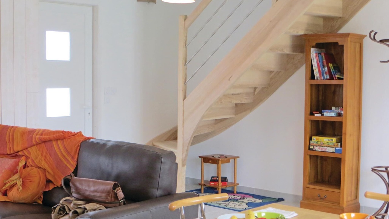Photo of Bedroom in Brain-sur-Allonnes