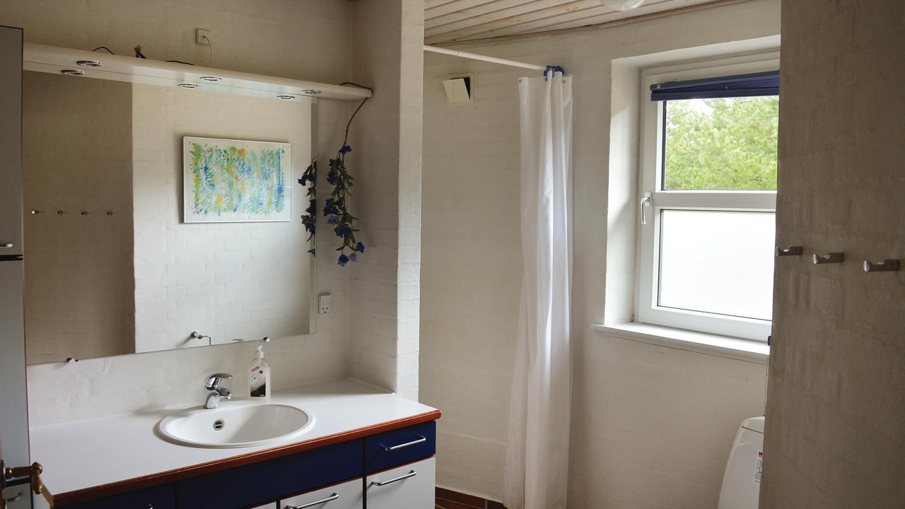 Photo of Bathroom in Sønderstrand
