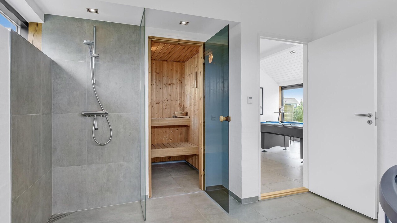 Photo of Bathroom in Flovt Strand