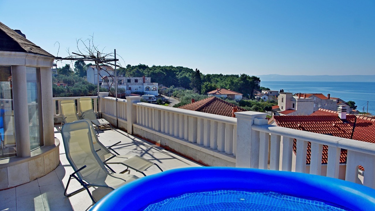 Photo of Outdoor in Sumartin