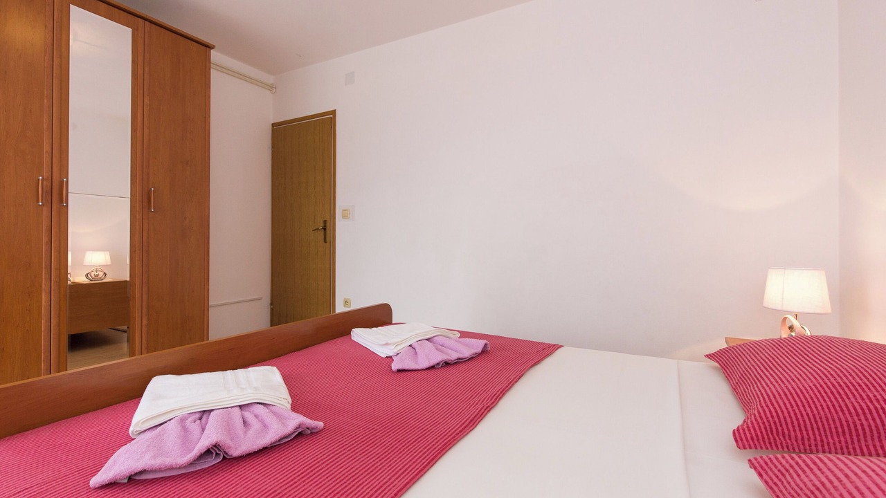 Photo of Bedroom in Punat