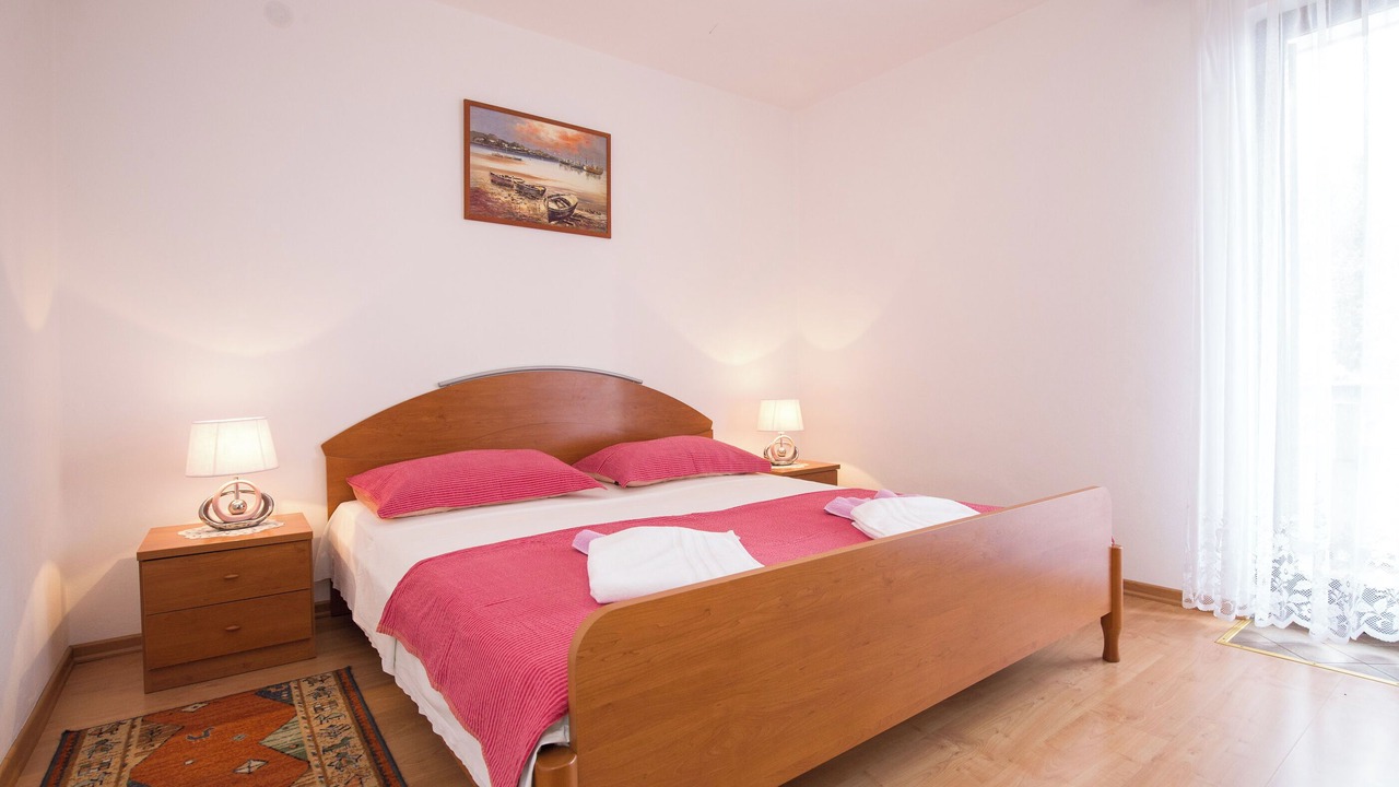 Photo of Bedroom in Punat